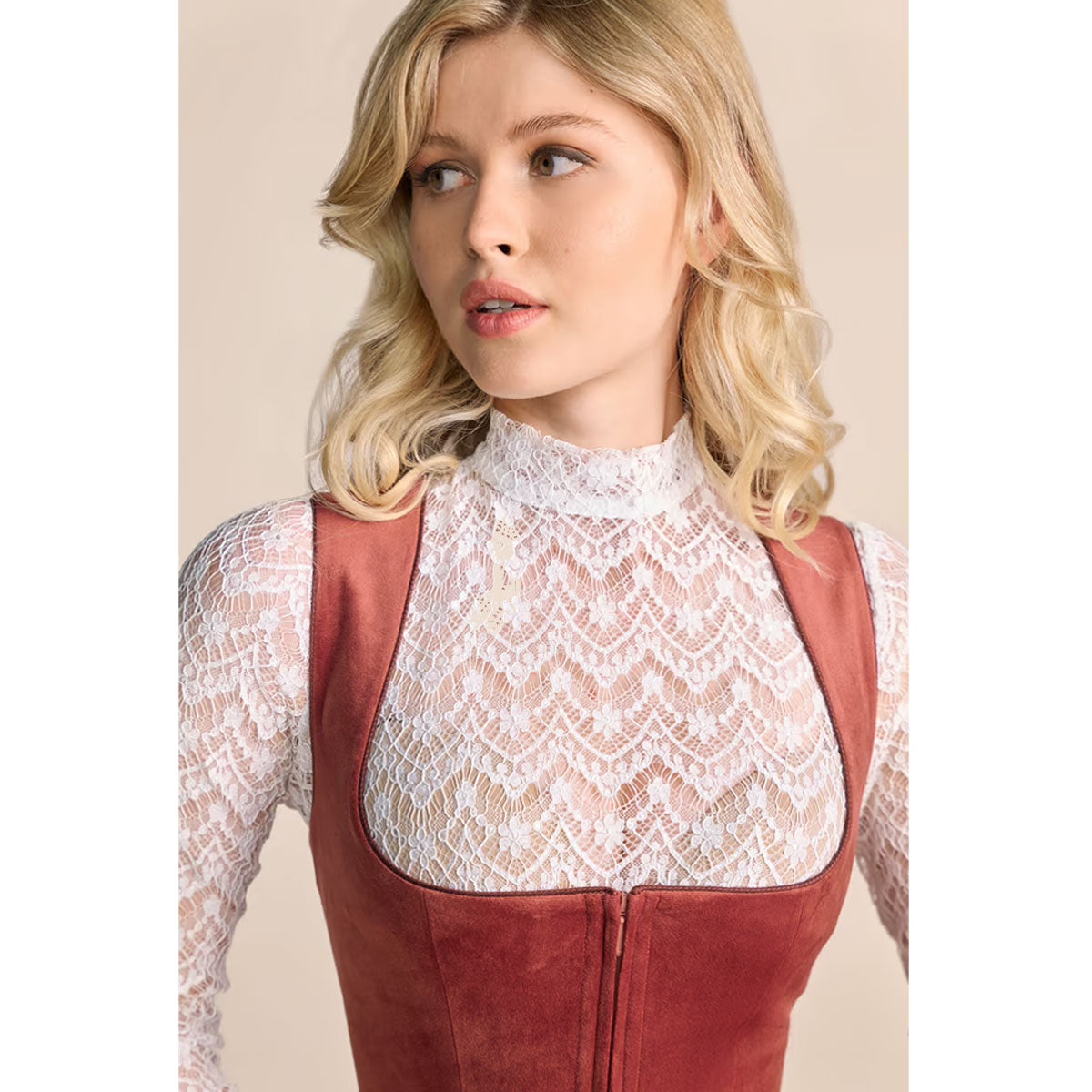 Krüger Dirndl Alisha Rost/Rosa Samtdirndl 60cm - Datschi Trachten