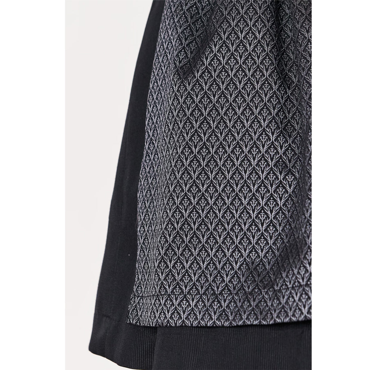 Krüger Dirndl Alisha Schwarz Samt 60cm - Datschi Trachten