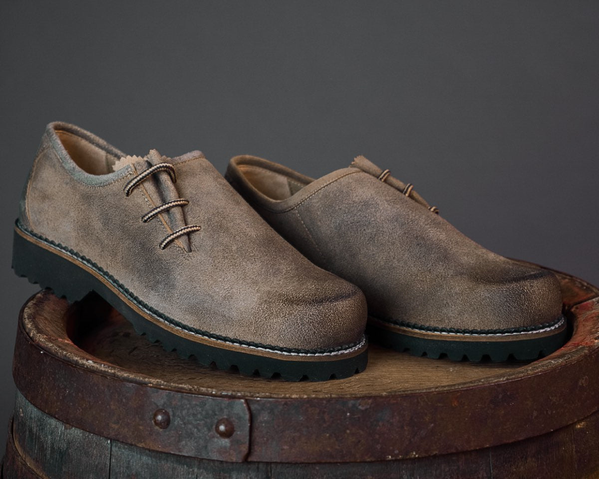 MeiSchua! Haferlschuhe Nik Seitliche Schnürung Braun - Datschi Trachten