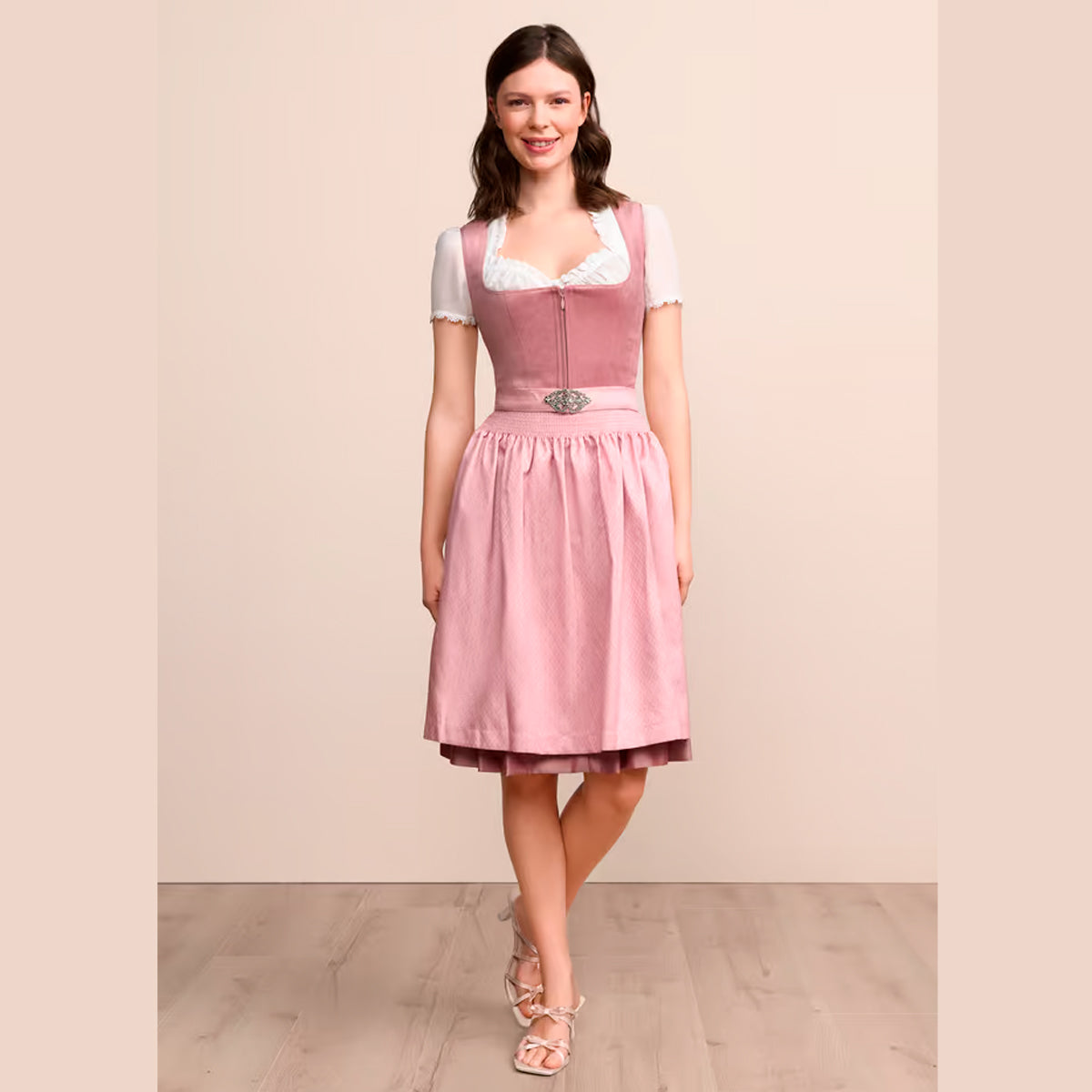 Krüger Dirndl Alisha Rose Samtdirndl 60cm - Datschi Trachten