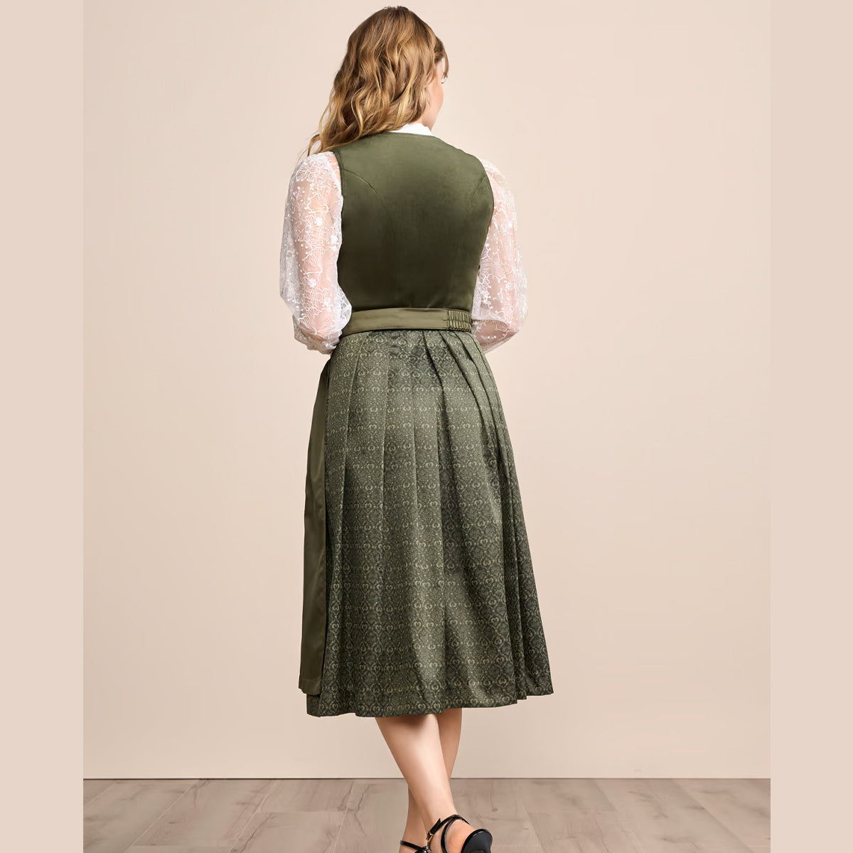 Krüger Dirndl Livie Oliv Grün Samt Reißverschluss 70cm - Datschi Trachten