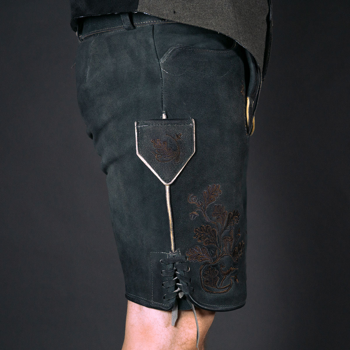 Datschi Trachten Lederhose Pius Kohle Grau - Datschi Trachten