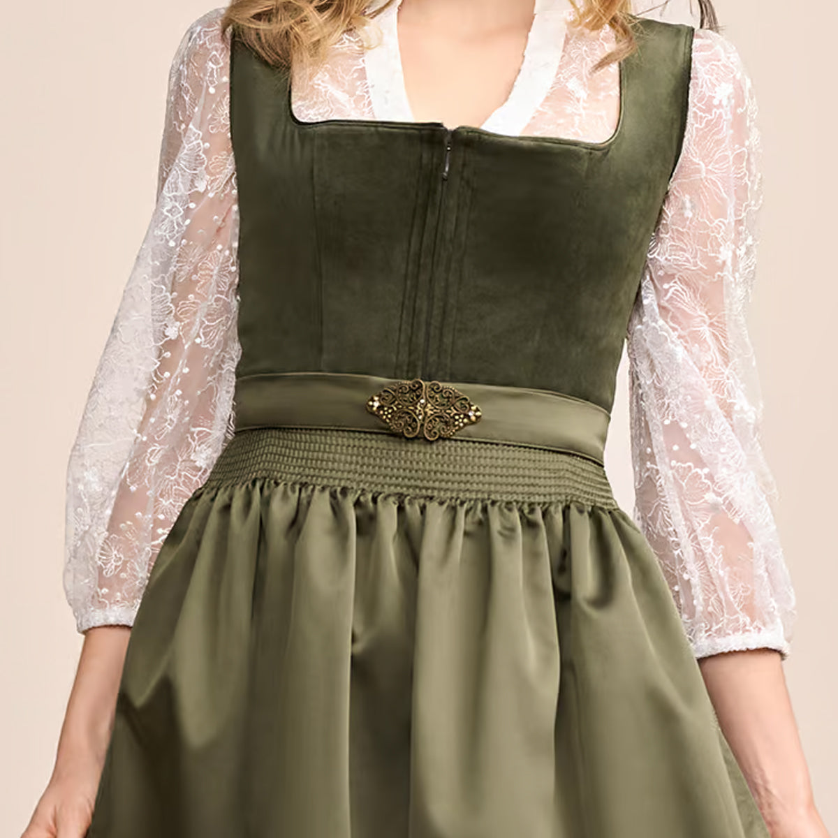 Krüger Dirndl Livie Oliv Grün Samt Reißverschluss 70cm - Datschi Trachten
