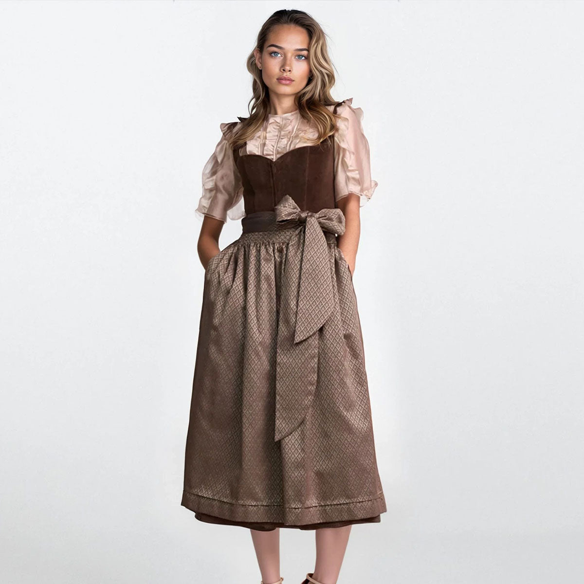 Krüger Dirndl Xana Braun Herz-Ausschnitt 80cm - Datschi Trachten